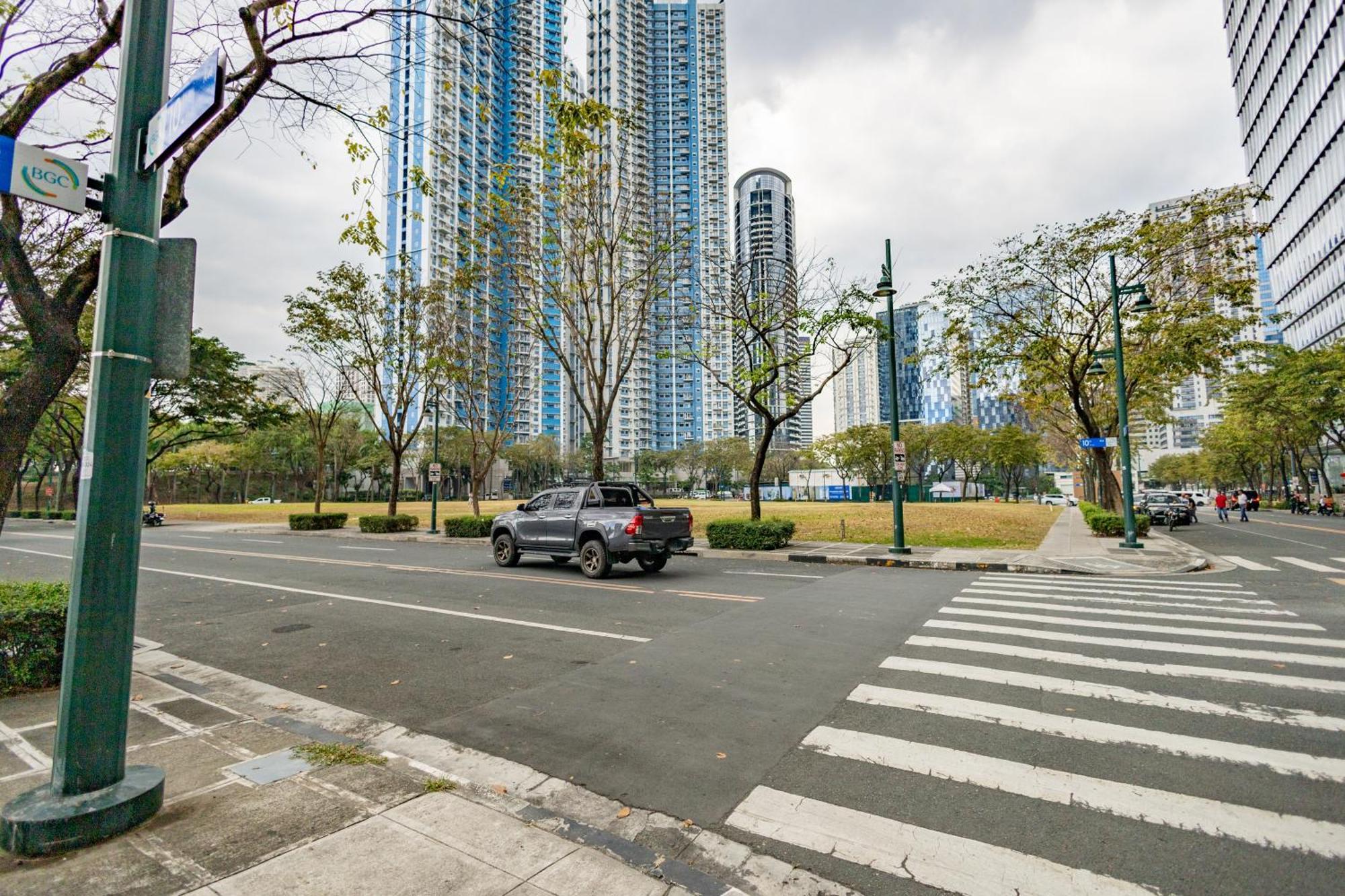 شقة New 2Br Of 86Sqm With Parking & Netflix In Bgc مانيلا المظهر الخارجي الصورة