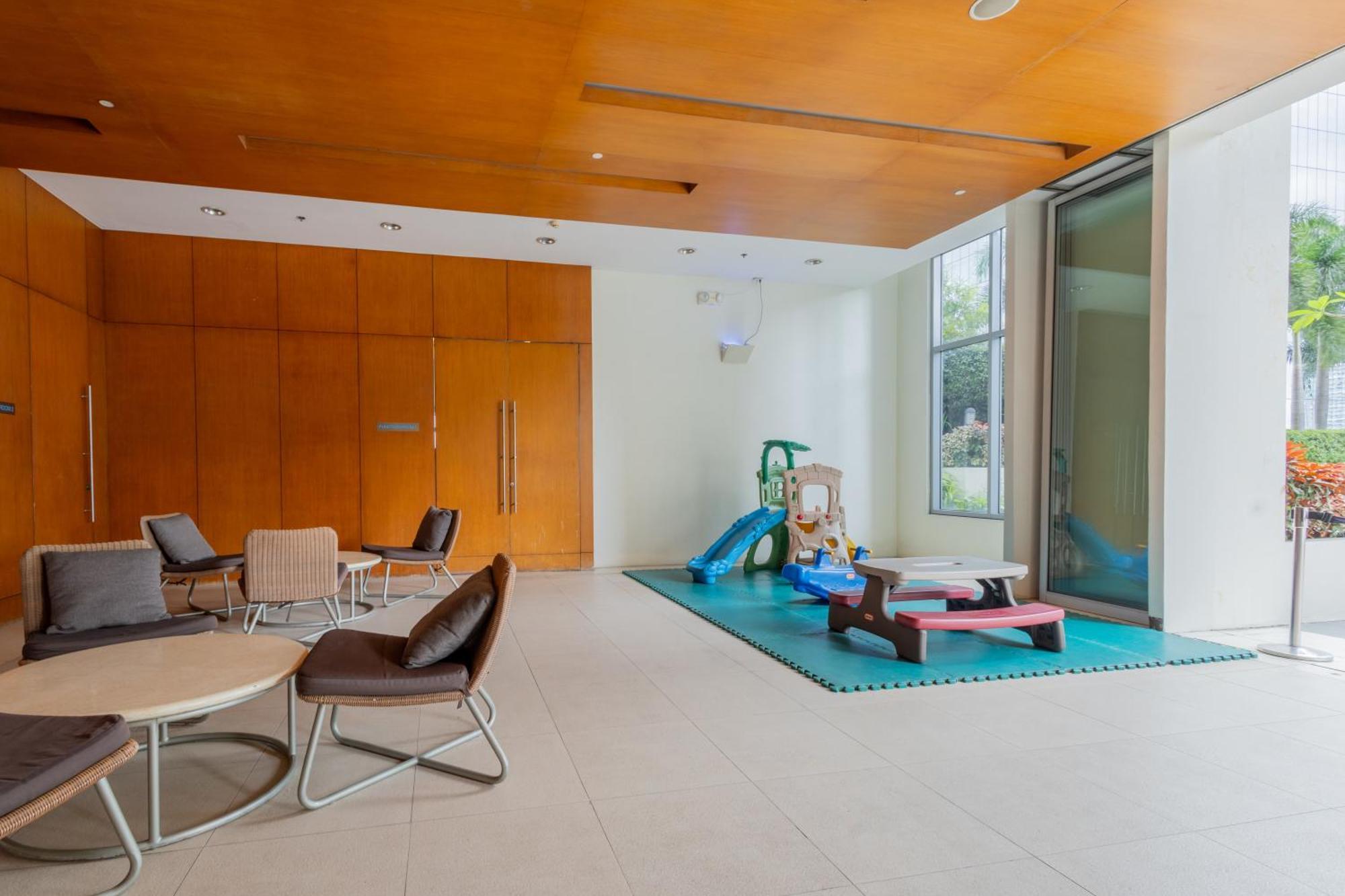 شقة New 2Br Of 86Sqm With Parking & Netflix In Bgc مانيلا المظهر الخارجي الصورة